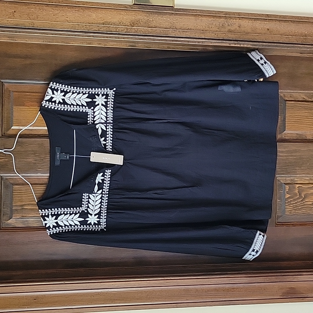 J.Crew embroidered peasant top - NWT